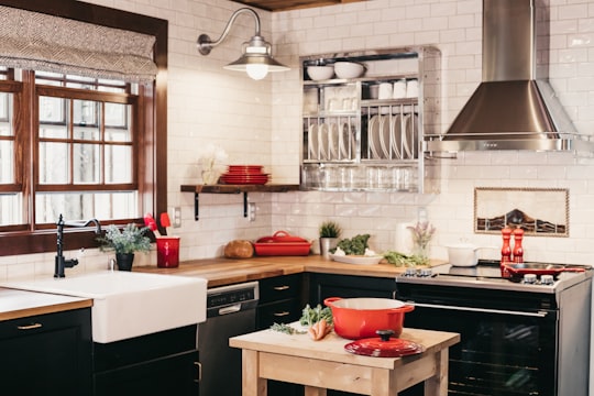 Peninsular kitchen